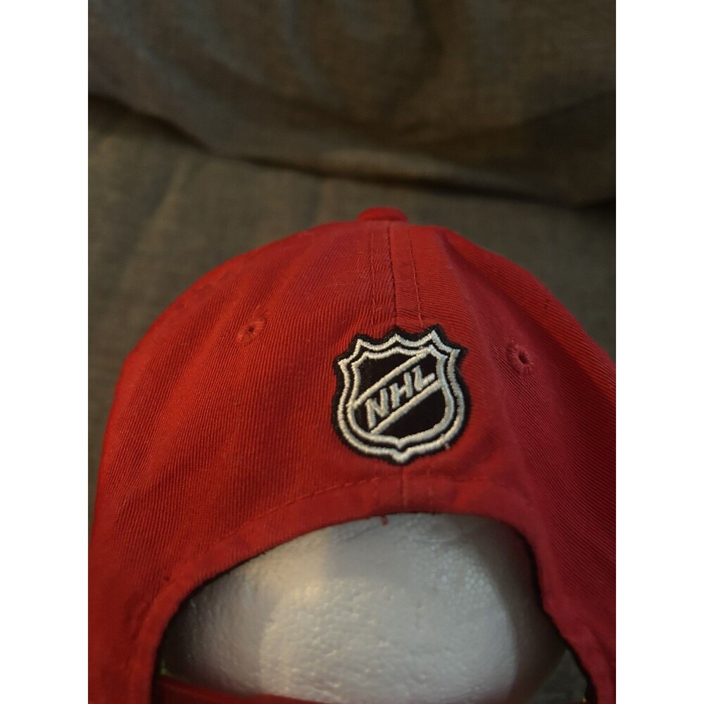 Reebok NHL Detroit Red Wings Hockey Red/White Men's Adjustable Hat - Picture 3 of 6